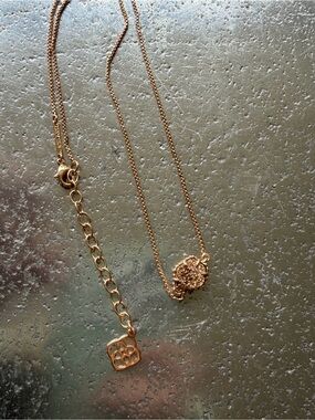 KENDRA SCOTT Tess Rose Gold Pendant Necklace in Rose Gold Drusy
